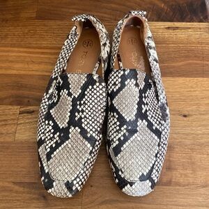 Tory Burch Kira Elastic Heel Snake Python Print Loafers Flats Shoes 8